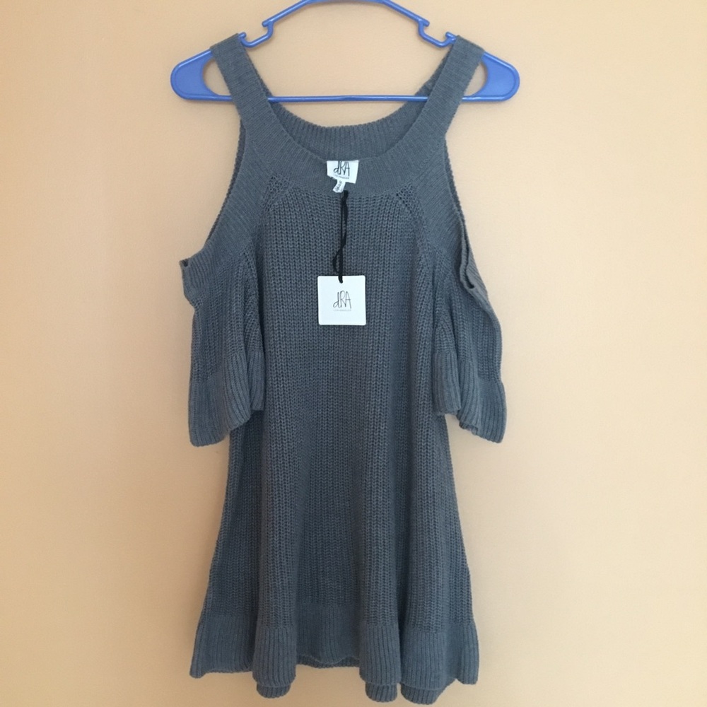dRA Los Angeles Cold Shoulder Knit Sweater
